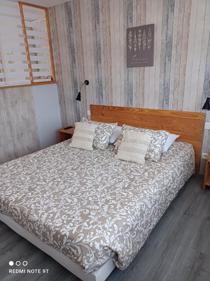 Monts Et Reves Bed and Breakfast Ramonchamp Εξωτερικό φωτογραφία
