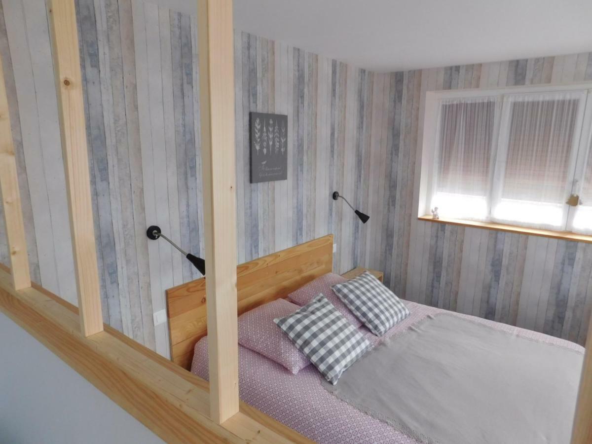Monts Et Reves Bed and Breakfast Ramonchamp Εξωτερικό φωτογραφία